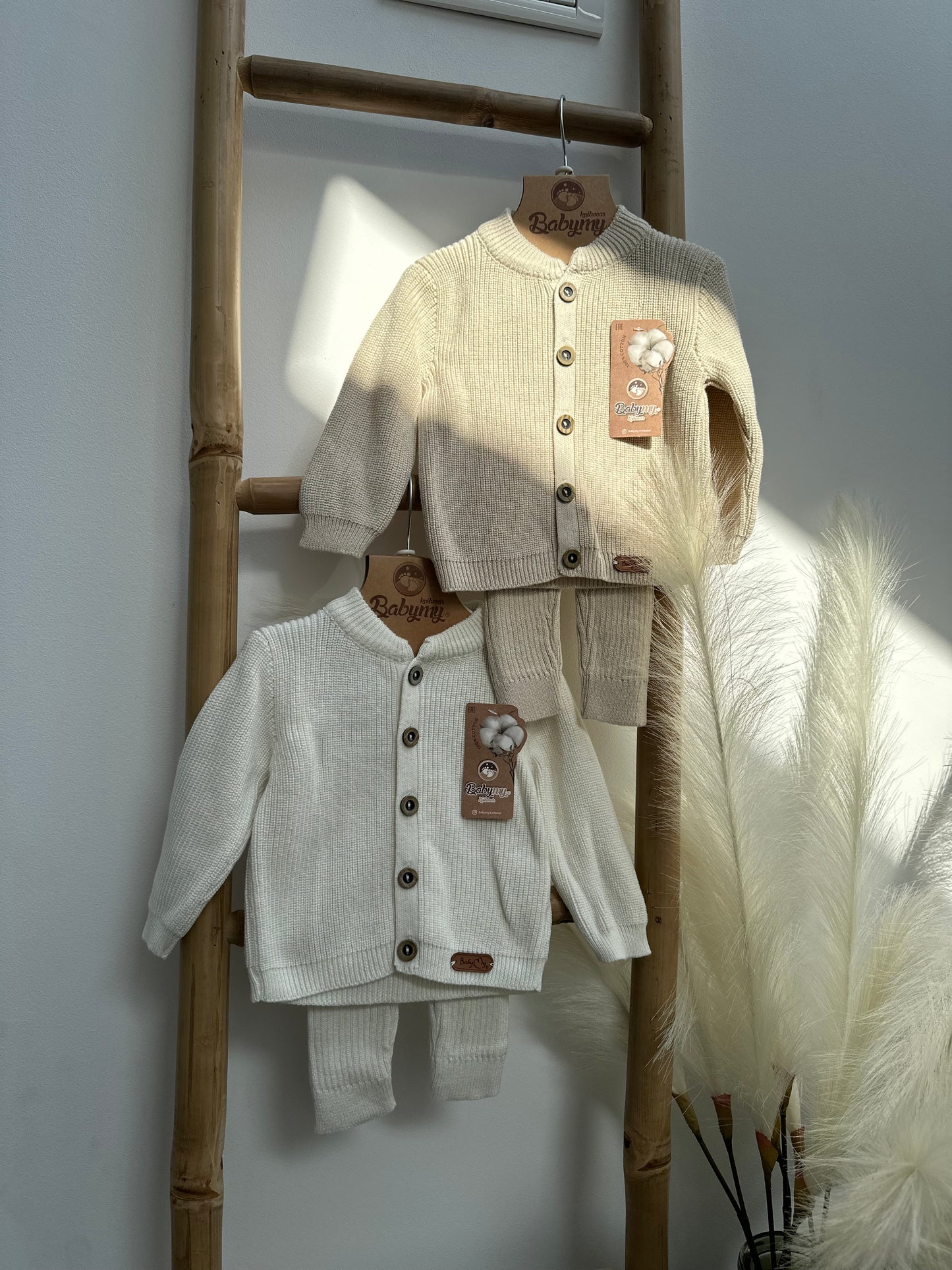 Set cardigan și pantaloni